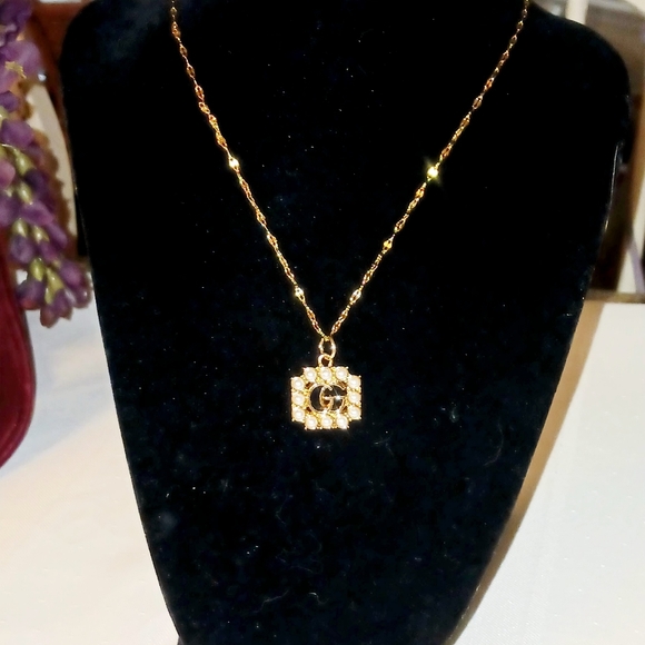 Gucci   Square shaped with pearls Zipper Pull on Unbranded Chain - Picture 3 of 6